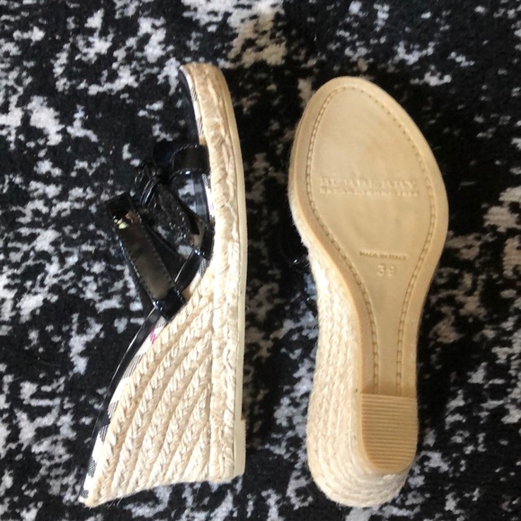 Burberry Black Nova Check Espardilles Sandals New - Picture 8 of 8